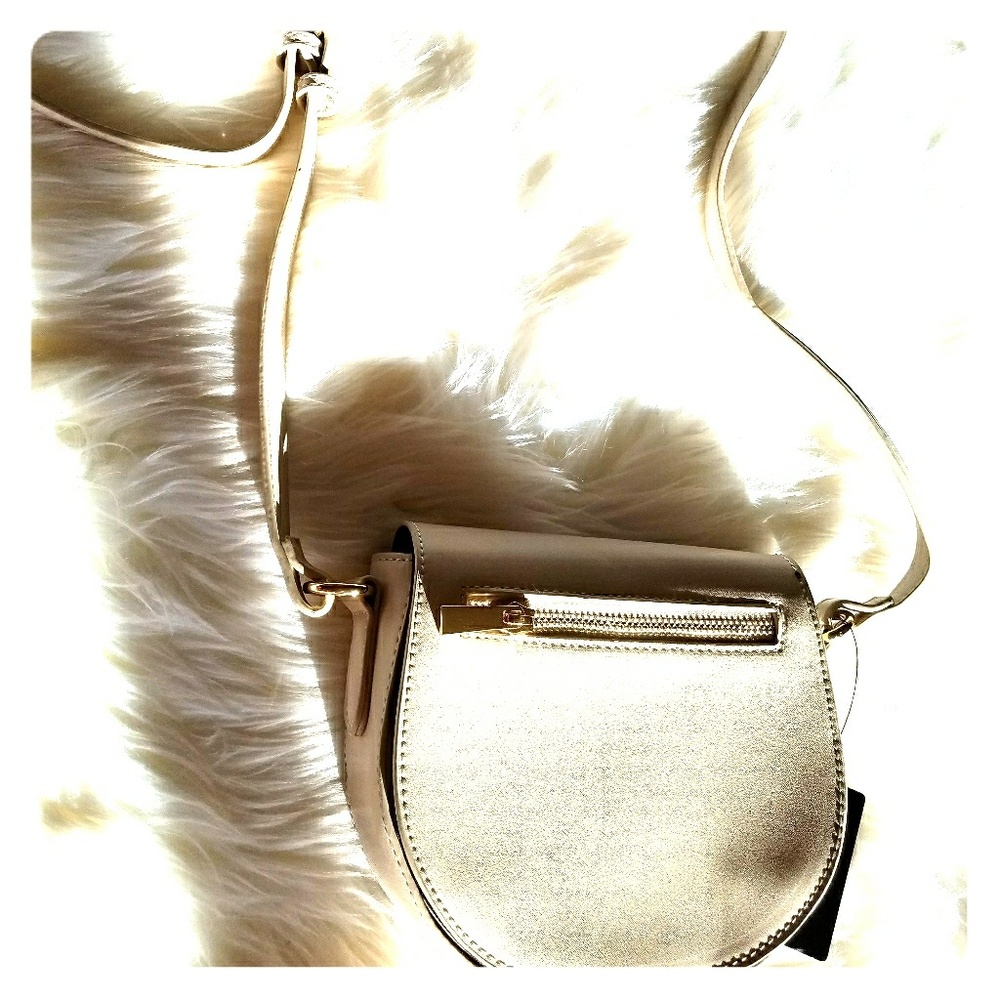 Cute  Cream Cross Body Forever 21 Purse
